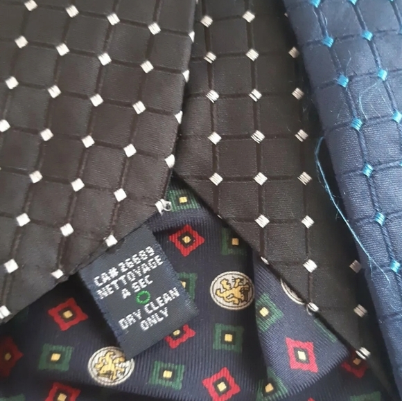 Tommy Hilfiger Mens Tie Necktie 100% Silk white Checks - Picture 3 of 4